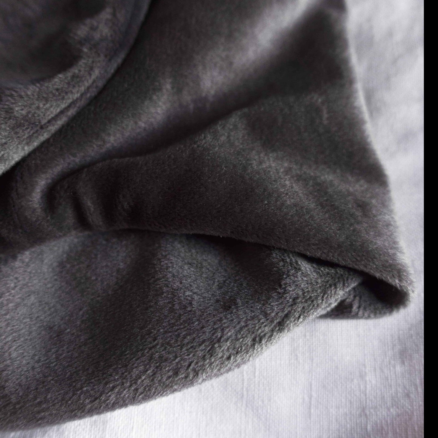 FaceHug™ Verzwaard Slaapmasker